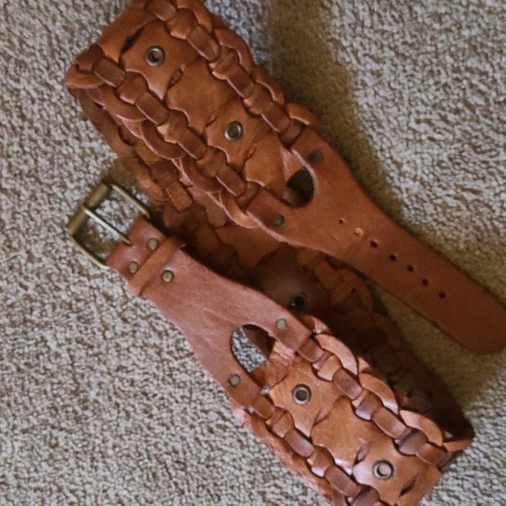 BELT, BUCKSKIN